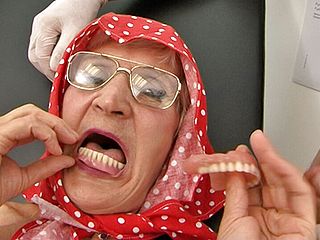 Toothless Grandma (70) Takes Out Her Dentures Before Sex